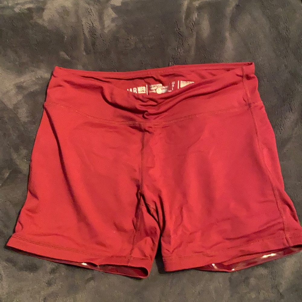 IAM 5” No-Ride Shorts Large in Red